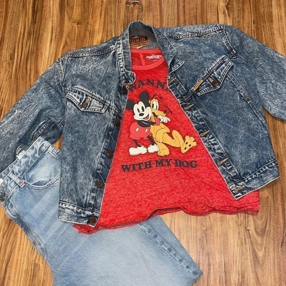 Disney women’s sixe 2XL XXL shirt burnout  cropped Mickey & Pluto graphic tee